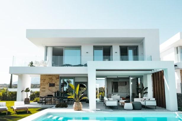 The Ultimate Guide to Buying a Vacation Home